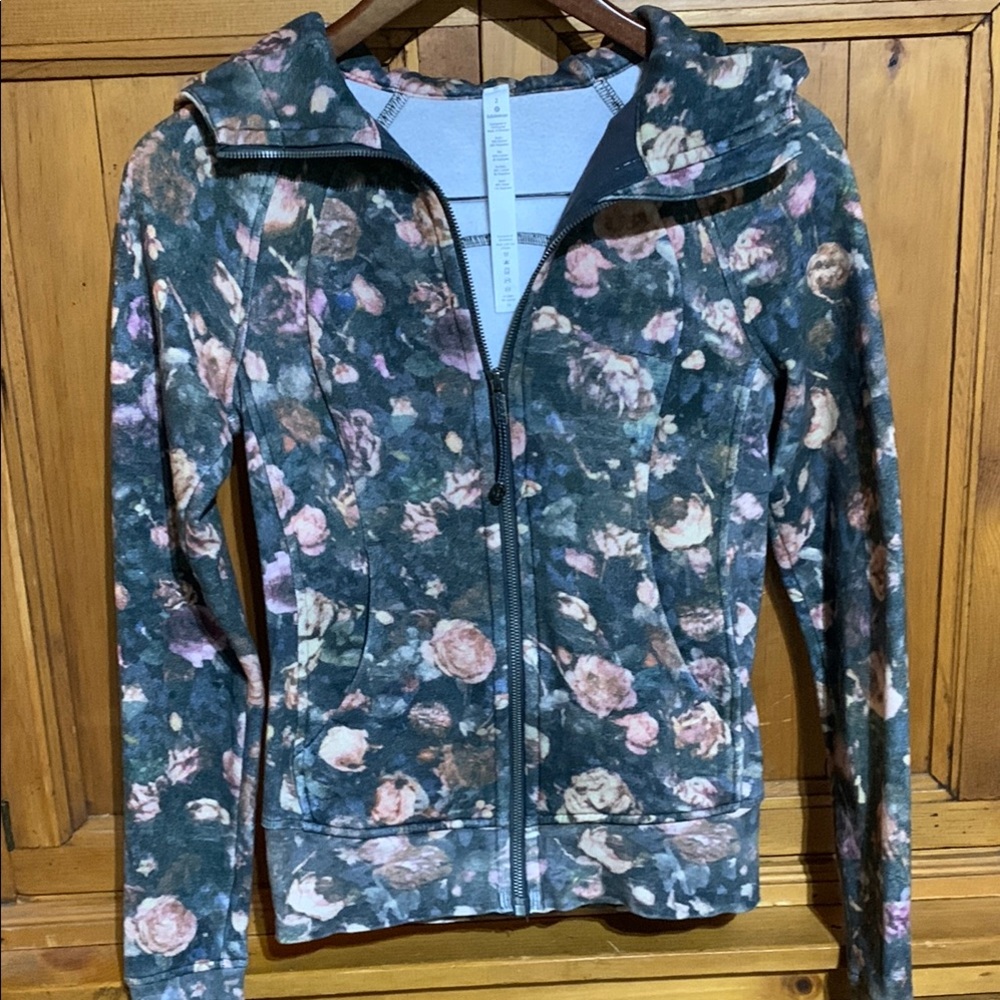 Lululemon Scuba Pink and Blue flower Hoodie